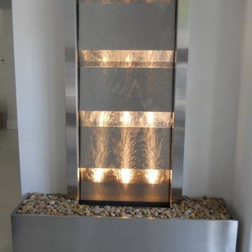 Custom Shiplap Stainless Steel Water Feature - New Orleans, LA