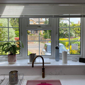 Handleless Green Kitchen