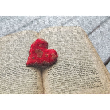 Heart On A Book Area Rug, 5'0"x7'0"