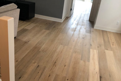 Example of a living room design in Los Angeles