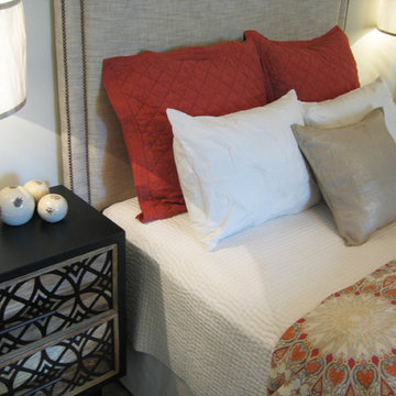 Shabby Chic Bedroom with a touch of color and blended styles