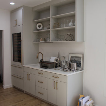 Amazing Black Cabinets, Indian Shesman With Pure White Quartz