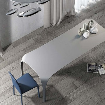 Modern Italian dining tables