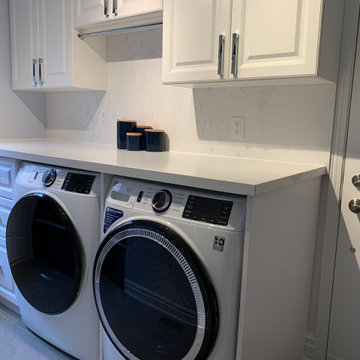 DOG BATH / LAUNDRY / POWDER ROOM