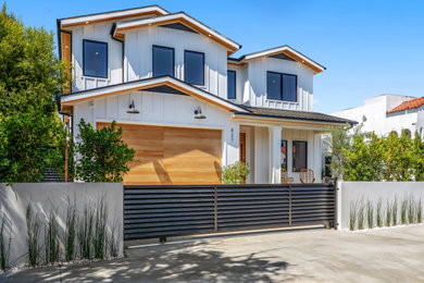 Exterior home photo in Los Angeles