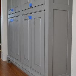 Beaded Inset Kitchen Pantry - Products