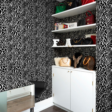 Custom Walk In Closet in Vaughan, ON