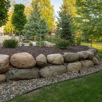 Glacial Retaining Wall | Classic Backyard & Swimming Pool | Shoreview, MN