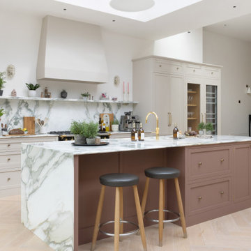 Barnes Framed Painted Shaker Kitchen