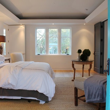 Minimalist Spanish Colonial