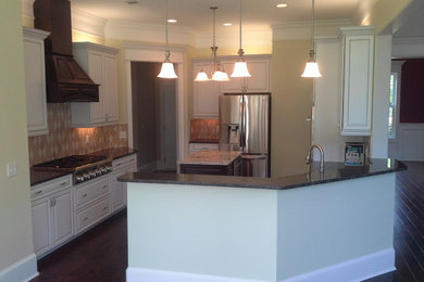 Example of a trendy kitchen design in Atlanta