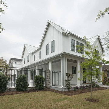 02 - Modern Farmhouse Front Corner