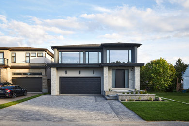 Inspiration for a contemporary exterior home remodel in Ottawa