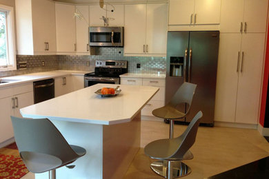 Example of a kitchen design in Austin