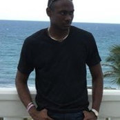 Andre Brown's photo