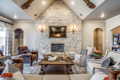 Example of a mountain style living room design in Austin