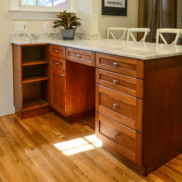 Colonial Mahogany Kitchen