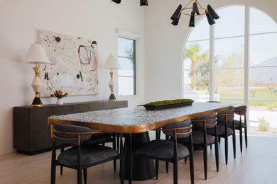 Design ideas for a modern dining room in Los Angeles.