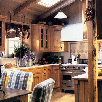 Off the Grid Cabin
