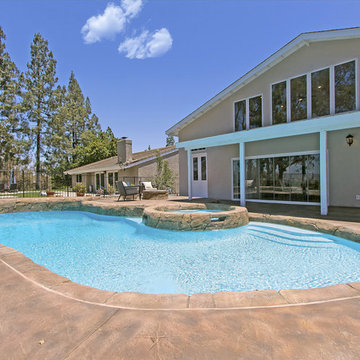 Premier Frameless Folding Doors Anaheim