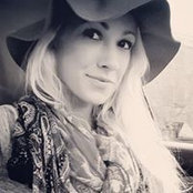 Amanda Kern's photo