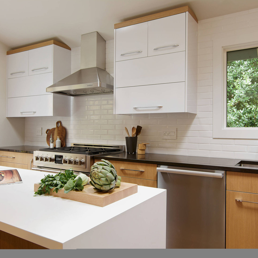 Function & Style: Modern Kitchen Redesign