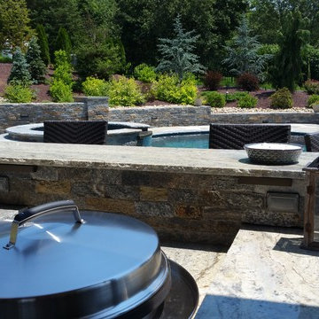 BACKYARD FABULOUS