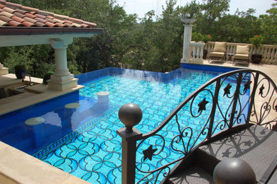 Example of a tuscan pool design in Austin
