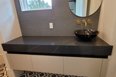 Bathroom photo in Other