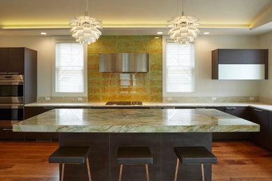 Inspiration for a contemporary kitchen remodel in Milwaukee