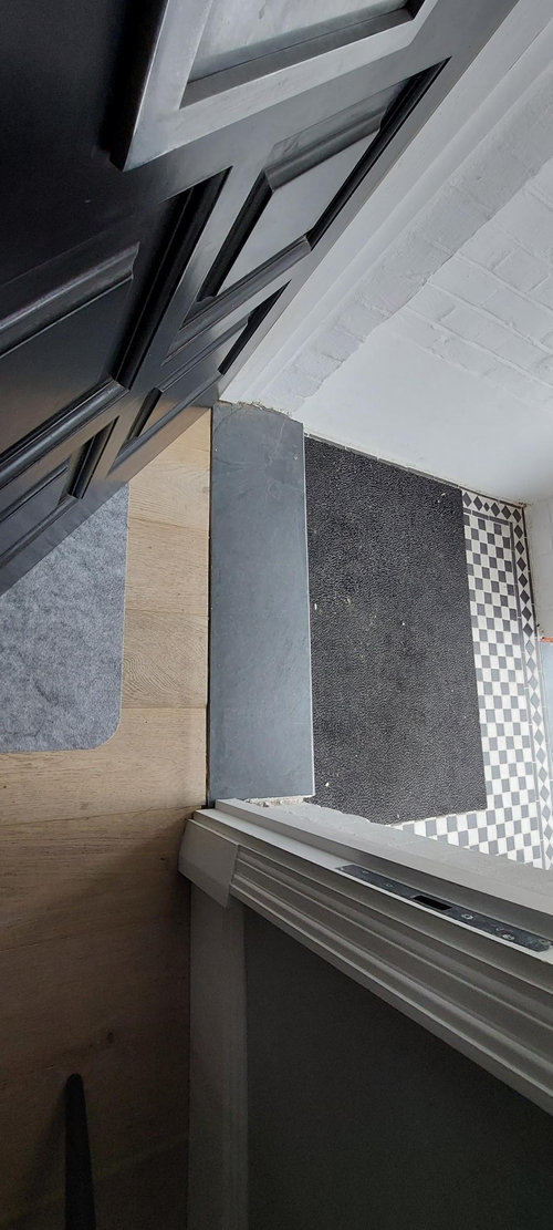 Front door gap at bottom Houzz UK