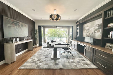 Home office - transitional home office idea in Jacksonville