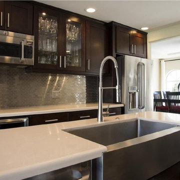 Lotus Laguna | Kitchen Remodel with Beech Espresso Cabinetry