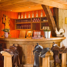 Game room + bar