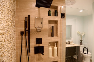 Example of a trendy bathroom design in DC Metro