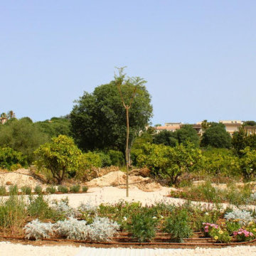 LLUBI GARDEN