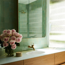 Laundry/powder Room