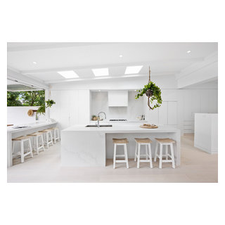 Large Contemporary Kitchen Renovation - Beach Style - Kitchen - Sydney ...