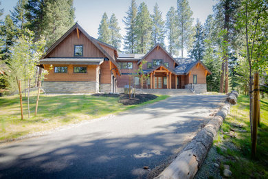 Arts and crafts exterior home photo in Seattle