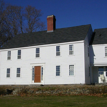 Front door with sidelights in 18th century house