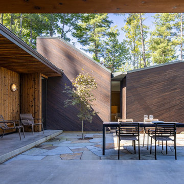 Nebo House