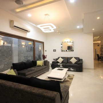 The Linear Expanse House