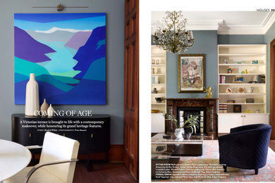 Inspiration for a transitional living room in Sydney.