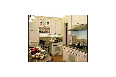 Example of a classic kitchen design in San Francisco