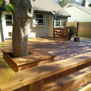 Redwood Circular Deck, Pasadena
