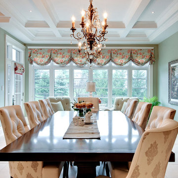Elegant Estates: Dining