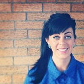 Julie Bayer's photo