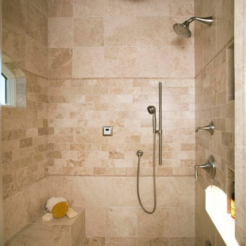 Venetian-Style Bathroom in Ashburn, Virginia