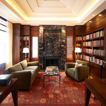 Lakeside Home Integrated with Luxury Technology