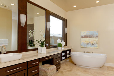 Example of a trendy bathroom design in Sacramento